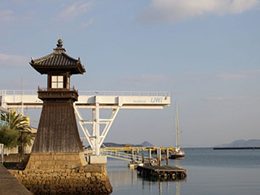 旧野﨑浜灯明台